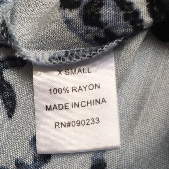 Kendall & Kylie Blue Floral Cold Shoulder Rayon Romper, Size XS - Picture 6 of 8